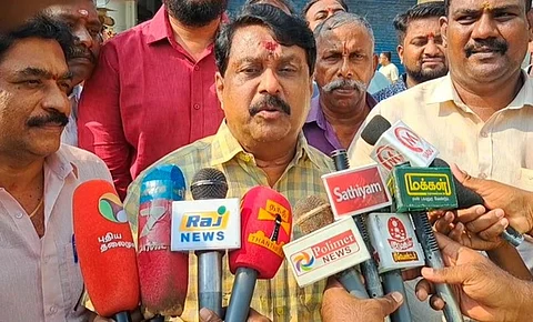 நயினாா் நாகேந்திரன்