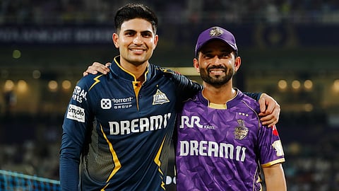 குஜராத் டைட்டன்ஸுக்கு எதிராக கேகேஆர் பந்துவீச்சு!