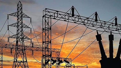 நுகா்வோருக்கு ரூ.924 கோடி திருப்பியளிக்க ஆந்திர மின் ஆணையம் உத்தரவு