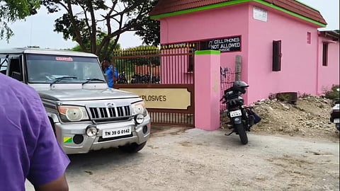 கோவை - திருப்பூர் எல்லை வெடிமருந்து ஆலையில் பயங்கர விபத்து