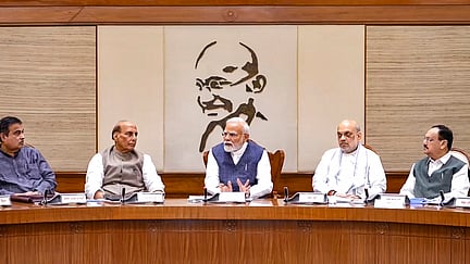 தில்லியில் புதன்கிழமை  பிரதமா் மோடி தலைமையில் மத்திய அமைச்சரவைக் கூட்டம் 