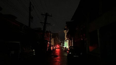 ராஜஸ்தான், பஞ்சாபில் எல்லையோரப் பகுதிகளில் மின் விநியோகம் நிறுத்தம்: உஷார் நிலையில் பாதுகாப்புப்படை!