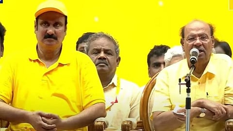 வன்னியா் இடஒதுக்கீடு:
விரைவில் பெரிய போராட்டம்! 
- ராமதாஸ்