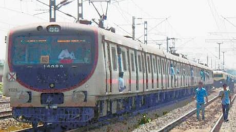 புறநகர் மின்சார ரயில்