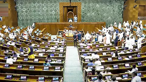 நாடாளுமன்ற விருதுகள்: 17 பேர் தேர்வு! 11 ஆண்டுகளுக்குப் பின் தமிழக எம்.பி.யும் பெறுகிறார்! 