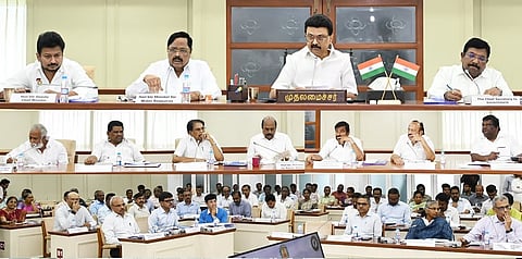 பருவமழை முன்னெச்சரிக்கை தயாா் நிலை: மாவட்ட ஆட்சியா்களுக்கு முதல்வா் உத்தரவு