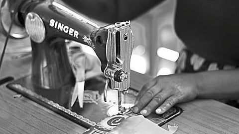 நாகர்கோயில்: துணியைச் சரியாக தைக்காத டெய்லர் கத்தரிக்கோலால் குத்திக் கொலை!