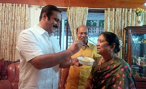 படம்: முகநூல் / அன்புமணி 