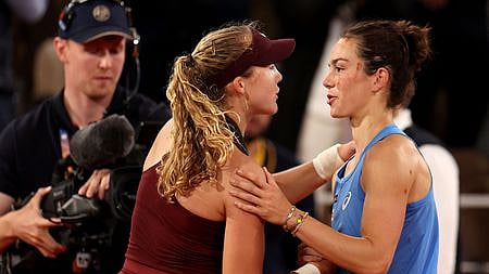 ஆன்ட்ரீவாவுக்கு ஆறுதல் கூறிய லாய்ஸ் பாய்ஸன். ~கௌஃப் ~ ~ ~கௌஃப் ~முஸெத்தி ~அல்கராஸ் ~பாய்ஸன்