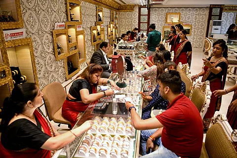 தங்கம் விலை  புதன்கிழமை பவுனுக்கு ரூ. 480 உயர்ந்துள்ளது.