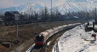 longest train pti
