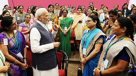 பிரதமராக ஓராண்டு நிறைவு! பெண்களுக்கான ஆட்சியாக மோடி பெருமிதம்!