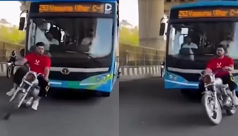 delhi bus stunt