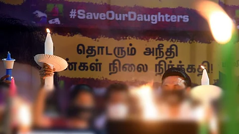 பாலியல் ‘சார்’-களை எப்போது கட்டுப்படுத்தப் போகிறீர்கள்? முதல்வருக்கு இபிஎஸ் கேள்வி