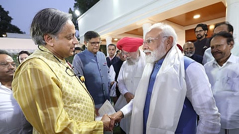 வெளிநாடுகளுக்குச் சென்ற எம்.பி.க்களுடன் பிரதமர் சந்திப்பு - புகைப்படங்கள்  