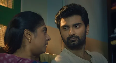 அதர்வாவின் டிஎன்ஏ டிரைலர்!