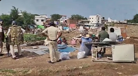 ம.பி.யில் வீடுகள் இடிக்கப்பட்ட இடம்
