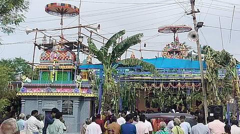  செய்யாற்றை அடுத்த வடபூண்டிப்பட்டு ஸ்ரீசக்தி விநாயகா் கோயிலில் நடைபெற்ற மகா கும்பாபிஷேக விழா. 