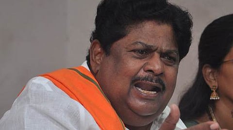 பாஜக சாா்பில் ‘சக்தி கேந்திரம்’ தெருமுனை பிரசாரம்:
கே.பி.ராமலிங்கம் பங்கேற்பு