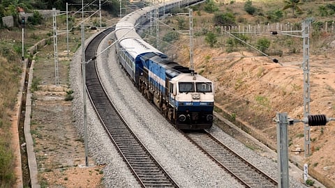 சிறப்பு ரயில் | train 