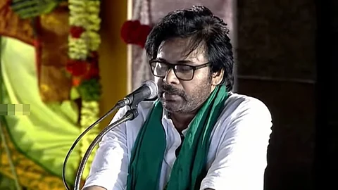 முருகன் மாநாட்டில் பவன் கல்யாண்