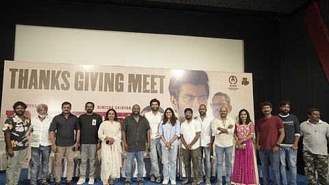 அதர்வா, நிமிஷா சஜயன் நடிப்பில் கடந்த வெளியான படம் டிஎன்ஏ. விமர்சகர்களால் பாராட்டப்பட்ட நிலையில், இன்று படத்தின் சக்சஸ் மீட் கொண்டாடி மகிழ்ந்த படக்குழுவினர்.