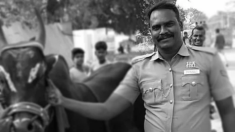 உயிரிழந்த தலைமை காவலர் மில்டன்