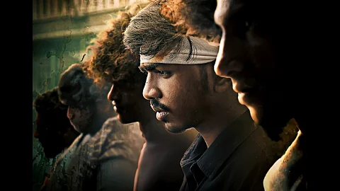 Phoenix Veezhaan poster