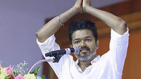 விஜய் 