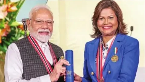 புதிய இந்தியாவுக்கு வானம் கூட எல்லையில்லை: டிரினிடாட்-டொபாகோவில் பிரதமா் மோடி
