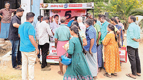 ரூ.5-க்கு மதிய உணவு!