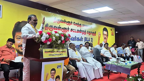திருவள்ளூரில் நடைபெற்ற திமுக கூட்டத்தில் பேசிய எம்.பி. ஆ.ராசா 