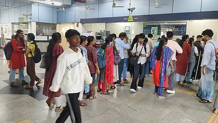 நிமிடத்துக்கு 25,000 பயணச்சீட்டுகள் முன்பதிவு: ரயில்வே அமைச்சா்