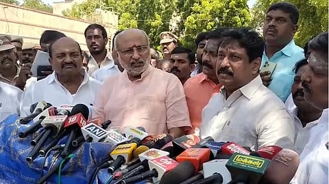 மகாராஷ்டிரம் மாநில ஆளுநர் சி.பி. ராதாகிருஷ்ணன்.