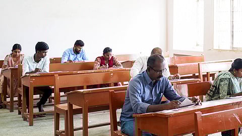 குரூப் 4 தோ்வு: சான்றிதழ் பதிவேற்றத்துக்கு நவ.7 கடைசி