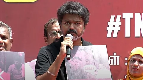தவெக தலைவர் விஜய்