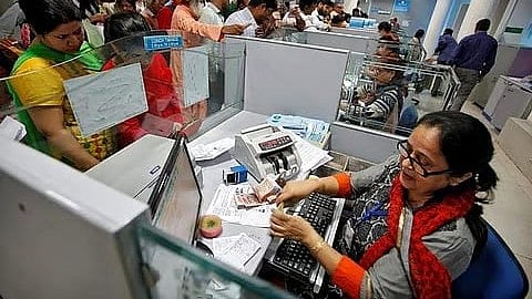 மா‌ற்றி யோசி‌க்க வே‌ண்​டு‌ம்!