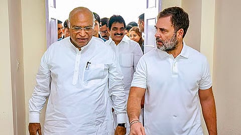 மல்லிகார்ஜுன கார்கே, ராகுல் காந்தி 