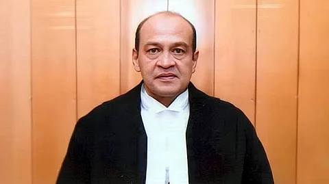 நீதிபதி யஷ்வந்த் வா்மா