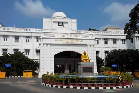 A bomb threat to Puducherry Court