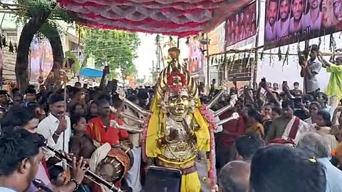 திரெளபதி அம்மன் கோயிலில் காளியாட்டம்!