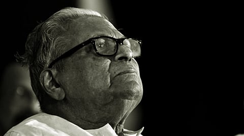 கேரள முன்னாள் முதல்வா் வி.எஸ்.அச்சுதானந்தன்