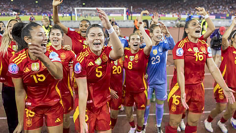 Spain players celebrate after winning the Women's Euro 2025 semifinal soccer match between Germany and Spain