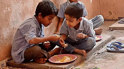 நாடு முழுவதும் 63 மாவட்டங்களில் பாதிக்கும் மேல் குழந்தைகளுக்கு ஊட்டச்சத்து குறைபாடு!