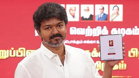 வெற்றி பெறுமா விஜயின் வியூகம்...? 