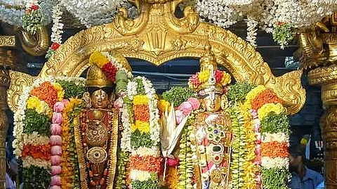 ஸ்ரீவில்லிபுத்தூா் ஆண்டாள் கோயில் ஆடிப்பூர தேரோட்ட திருவிழா புஷ்ப யாகத்துடன் நிறைவு