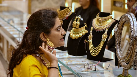 தங்கம் விலை உயர்வு! இன்றைய நிலவரம்! 