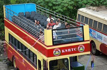 டபுள் டக்கர் - கோப்பிலிருந்து