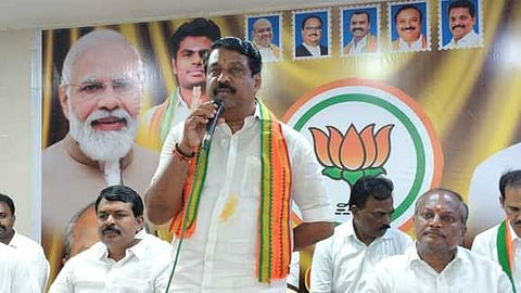 ‘ஏ.ஐ.’ மூலம் மக்களை ஏமாற்ற திமுக முயற்சி -நயினாா் நாகேந்திரன் குற்றச்சாட்டு