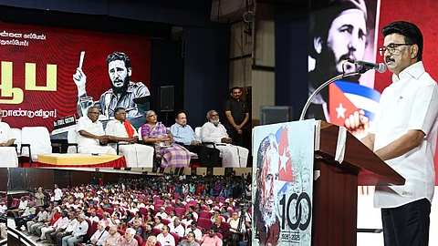 ஃபிடல் காஸ்ட்ரோவின் நூற்றாண்டு தொடக்க விழாவில் முதல்வர் மு. க. ஸ்டாலின்